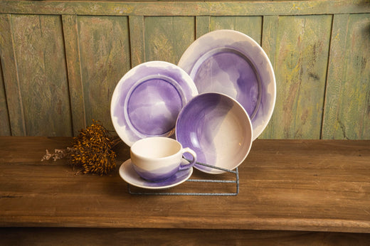 Diseño Violeta pintado a mano